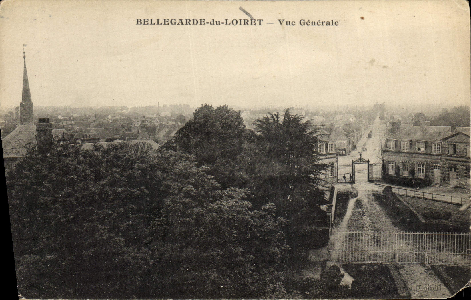 VINTAGE POSTCARD Bellegarde Of Loiret View
