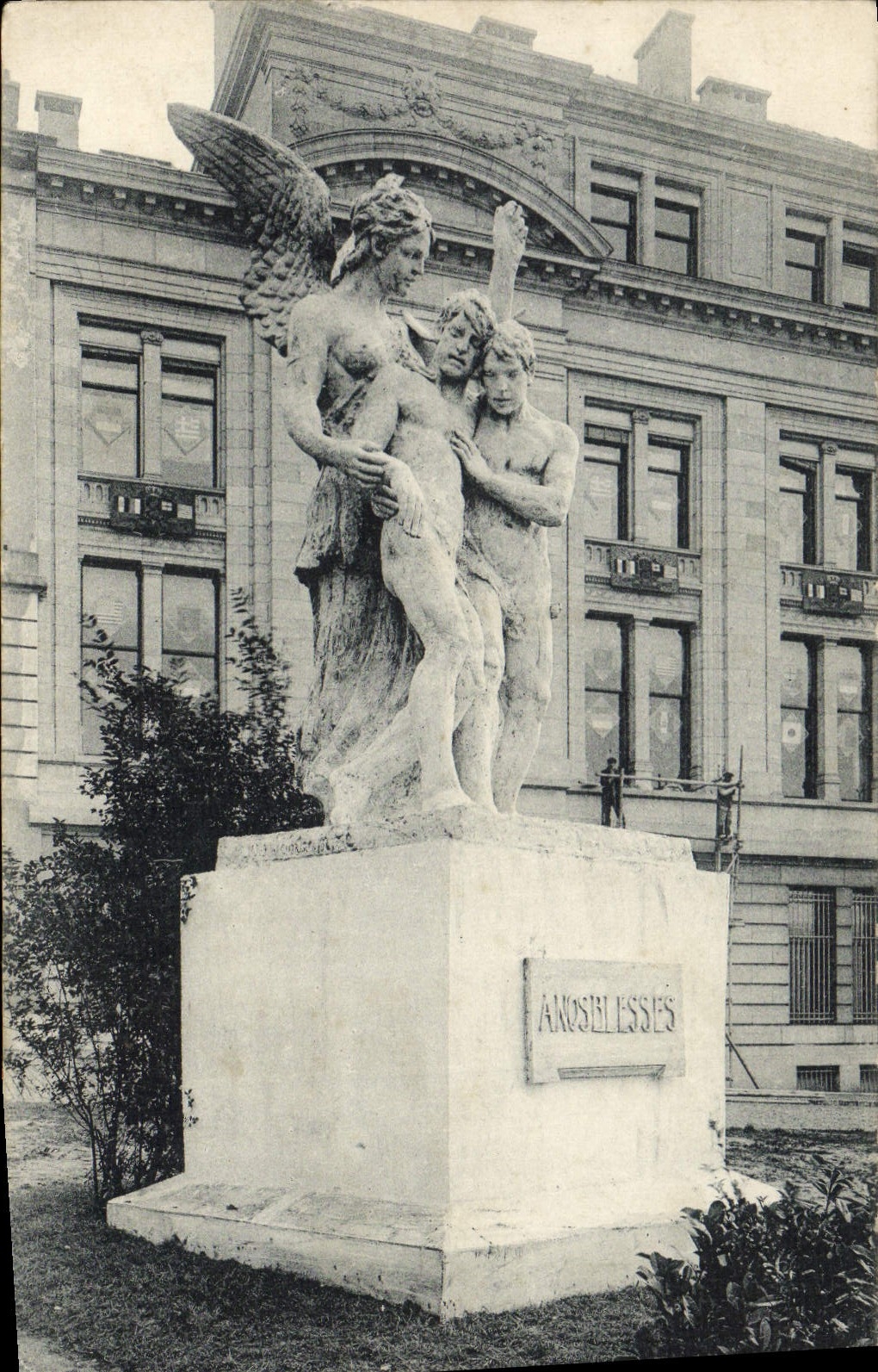 El monumento de Bruselas de la POSTAL de la VENDIMIA tiene nuestro Jos blessesPar Van Hamme