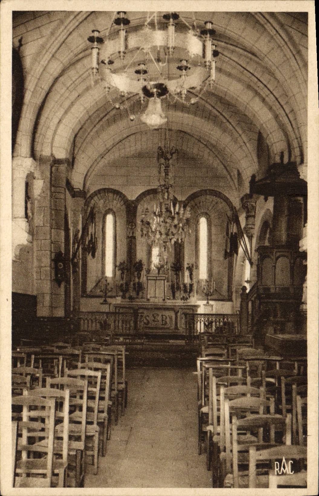 CPA Saint Bonnet Briance Interieur De l'Eglise