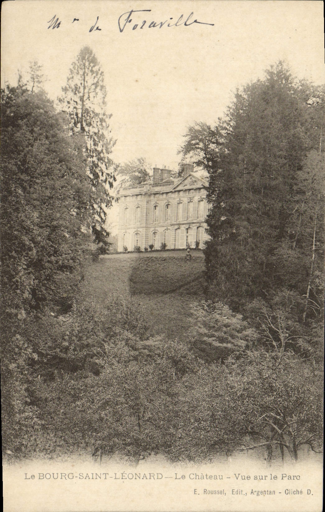 CPA Le Bourg Saint Leonard Le Chateau Vue Sur Le Parc