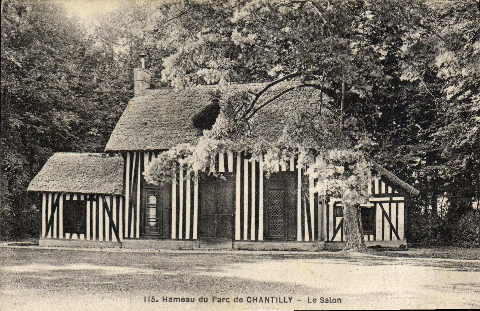 POSTAL Hamlet de la VENDIMIA del parque de Chantilly la sala de estar