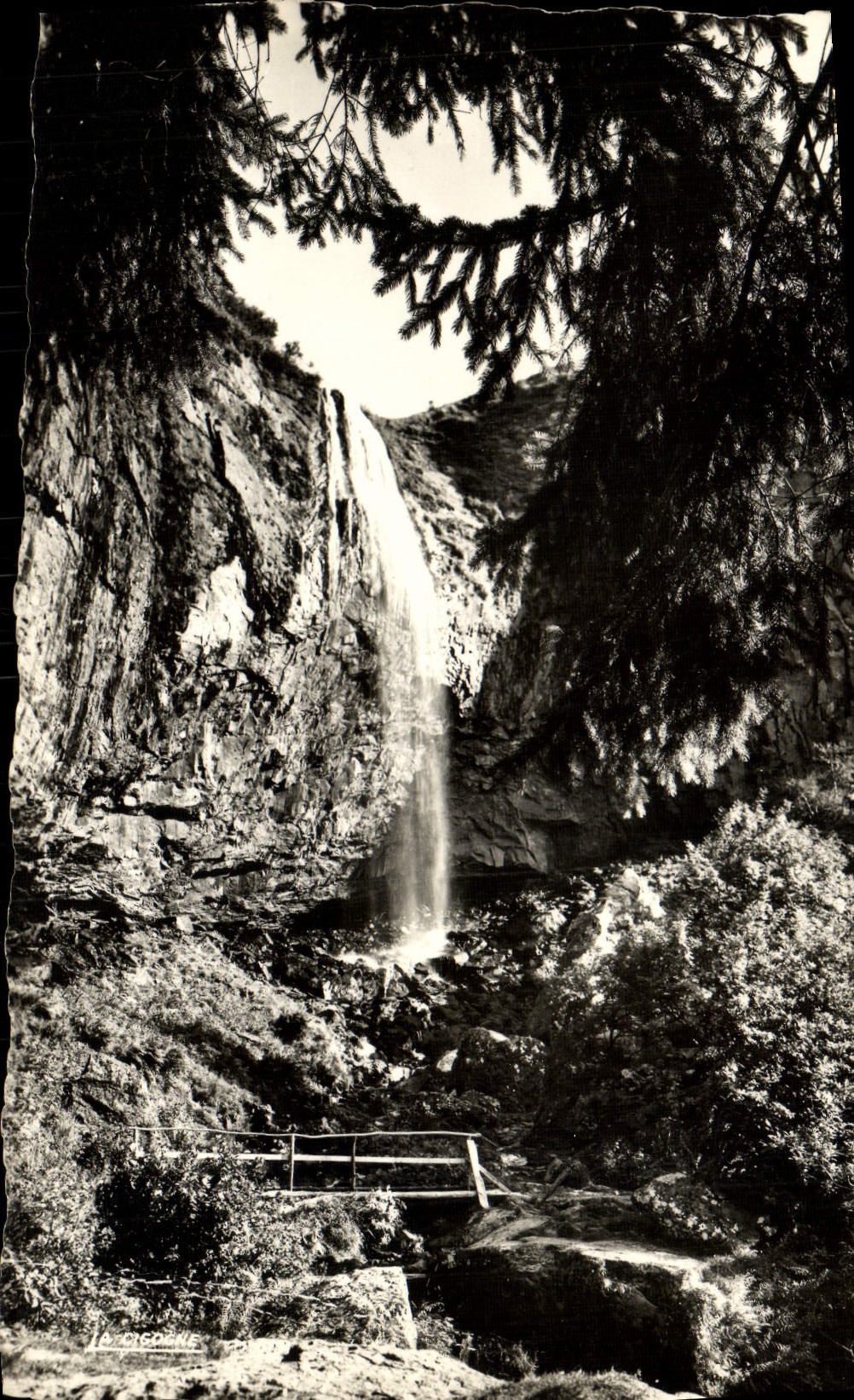 CPM Le Mont Dore La Grande Cascade