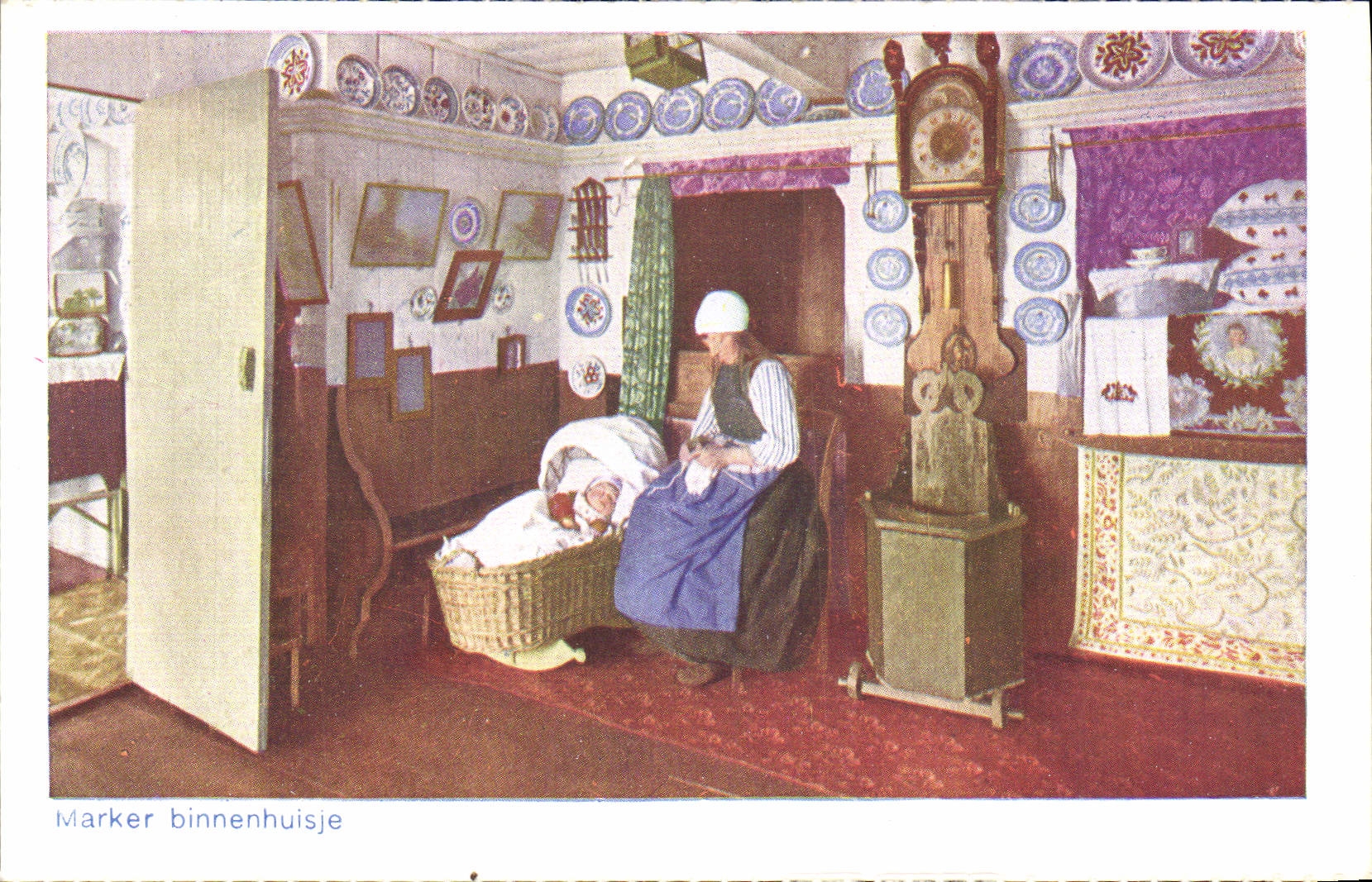 CPA Marken Marker Binnenhuisje Femme Enfant Bebe Folklore