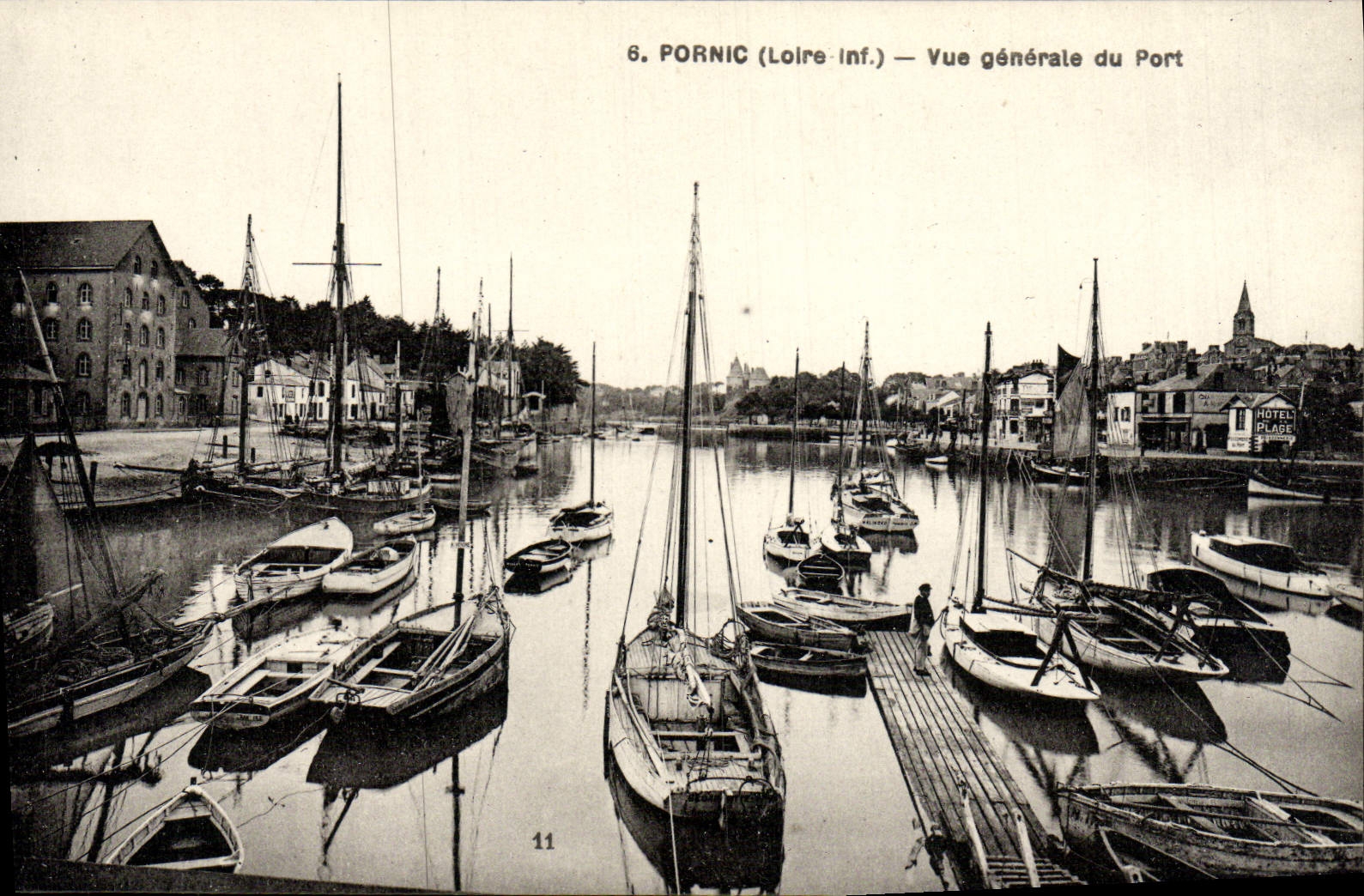 Opinión de Pornic de la POSTAL de la VENDIMIA de los barcos portuarios