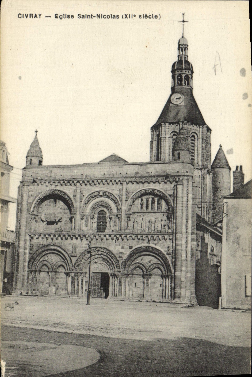 CPA Civray Eglise Saint Nicolas