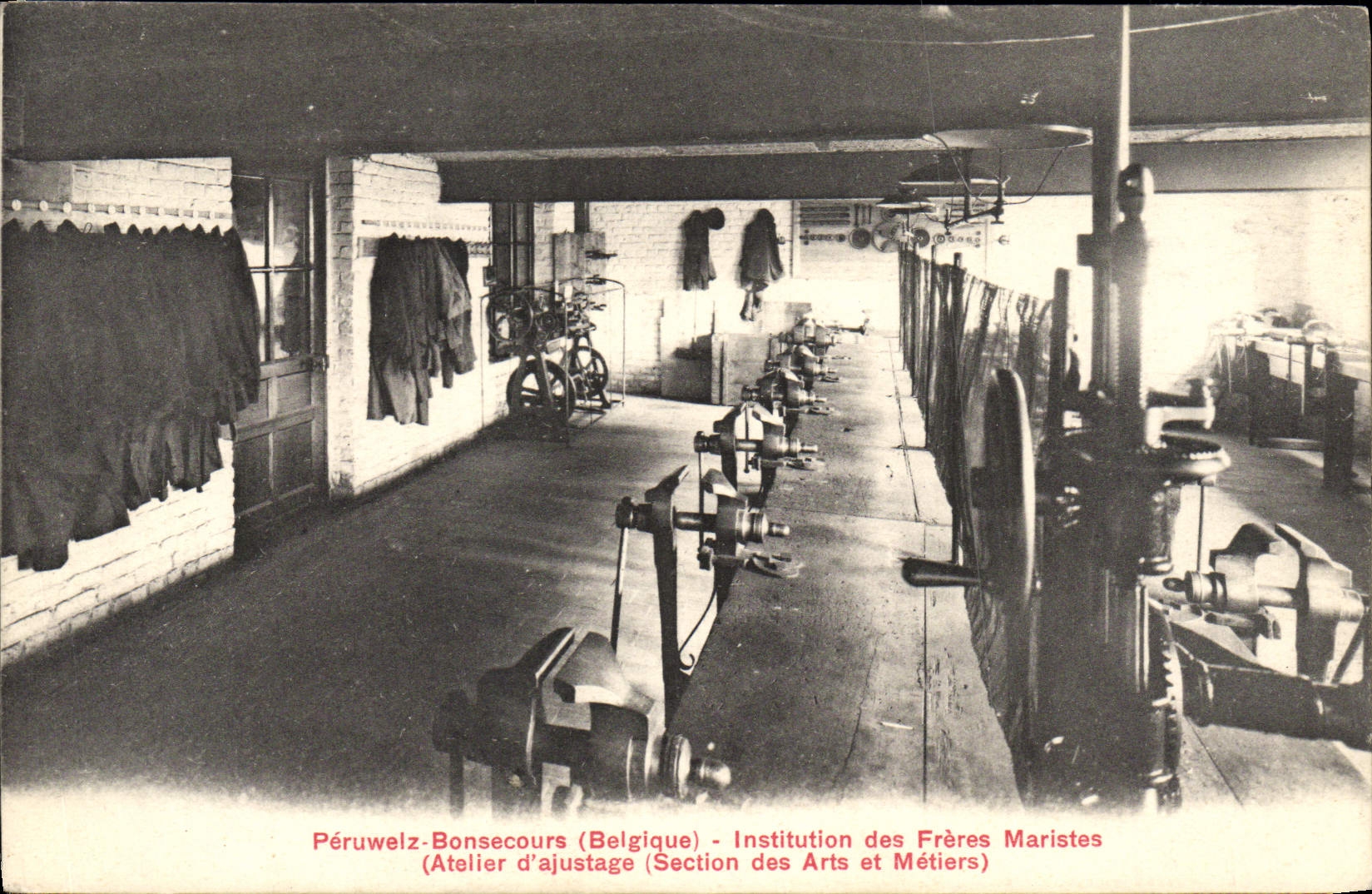 VINTAGE POSTCARD Peruwelz Bonsecours Institution of the Marist brothers Atelie of fitting Section of Arts and Trades