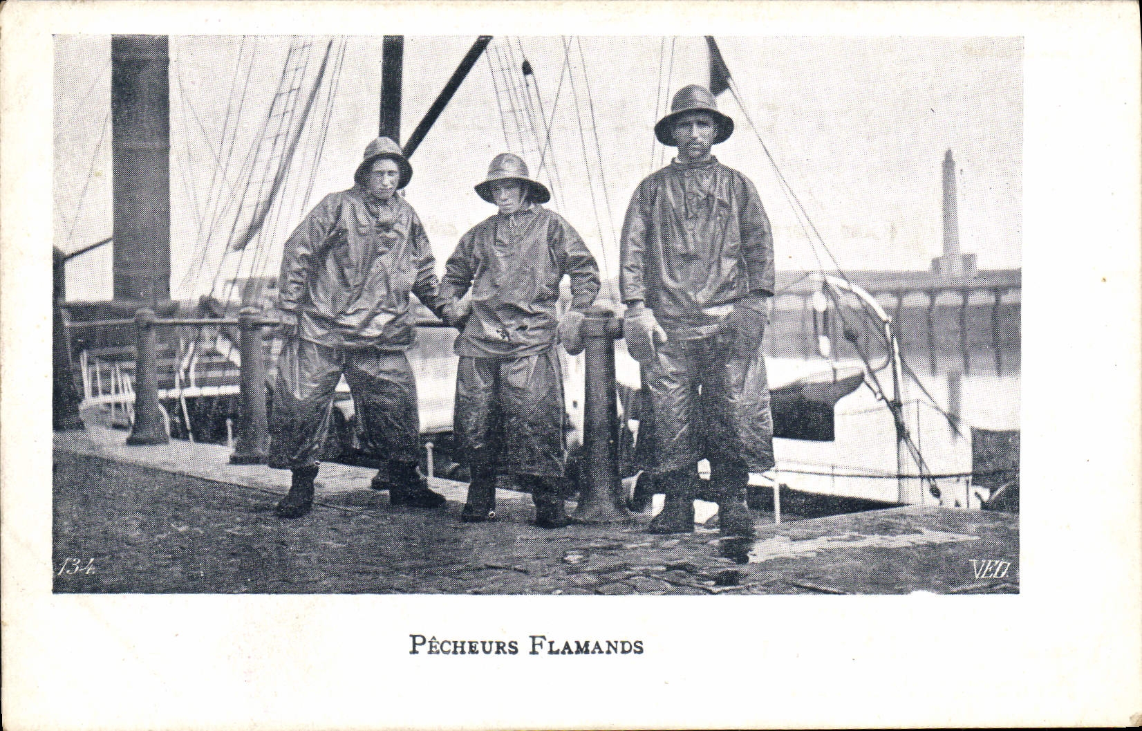 El Sinning de los pescados de Pecheurs Flemings de la POSTAL de la VENDIMIA