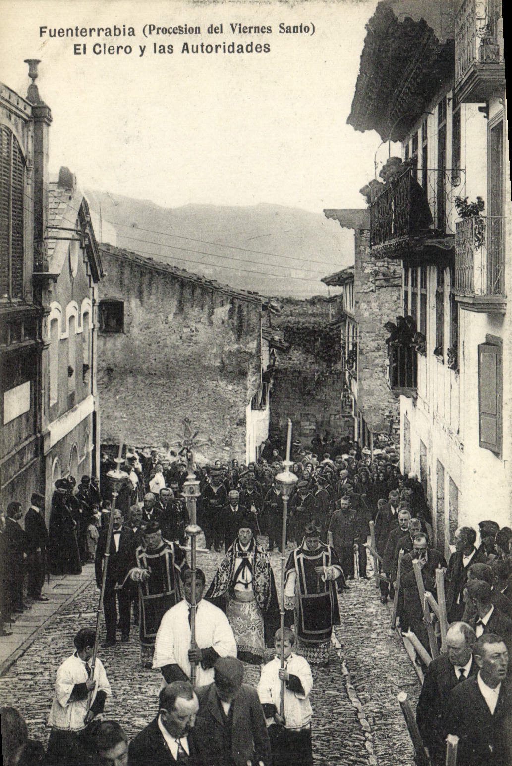 CPA Fuenterrabia El Clero las Autoridades Procession del Viernes Santo