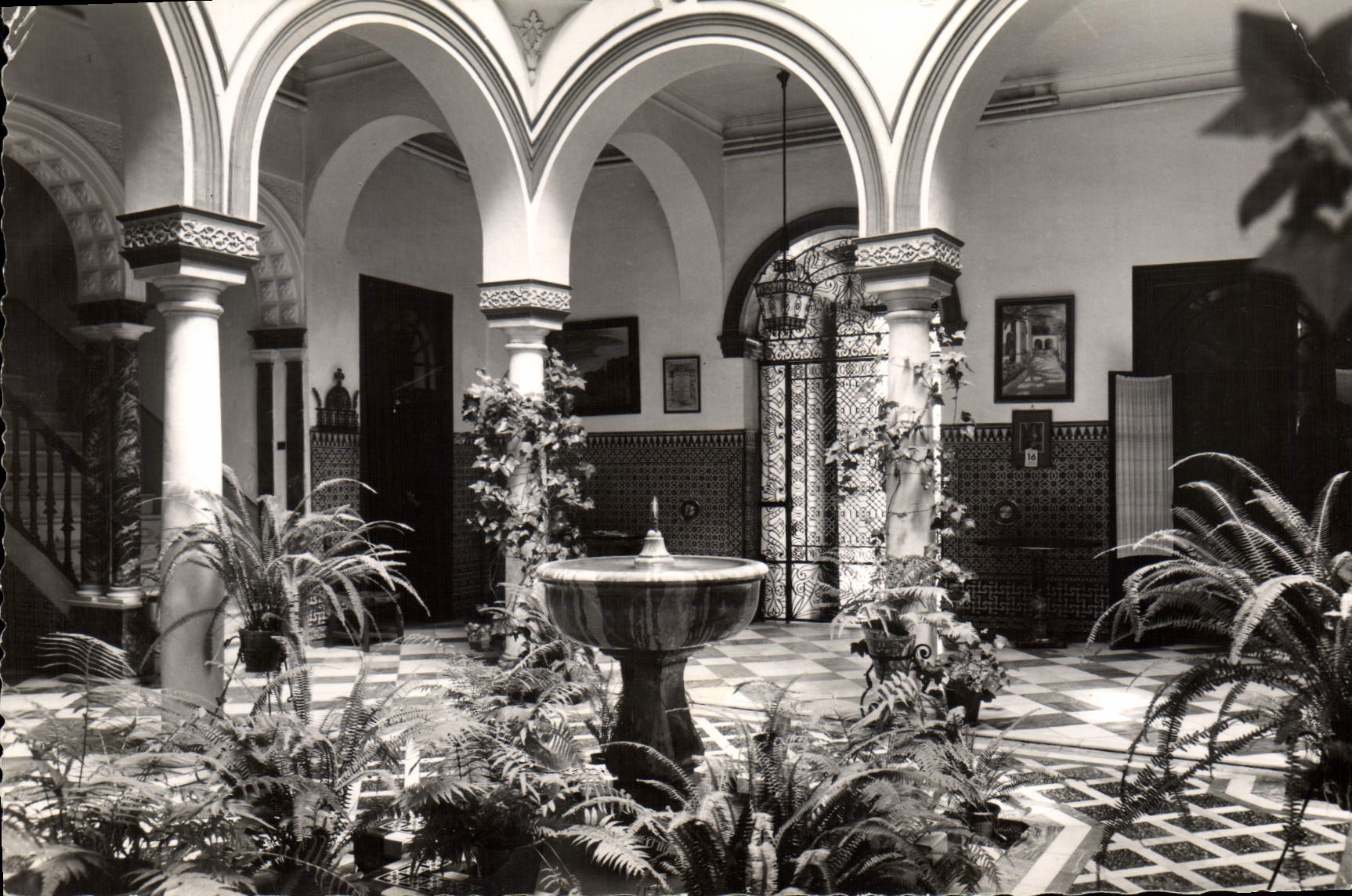 CPA Sevilla Patio tipico