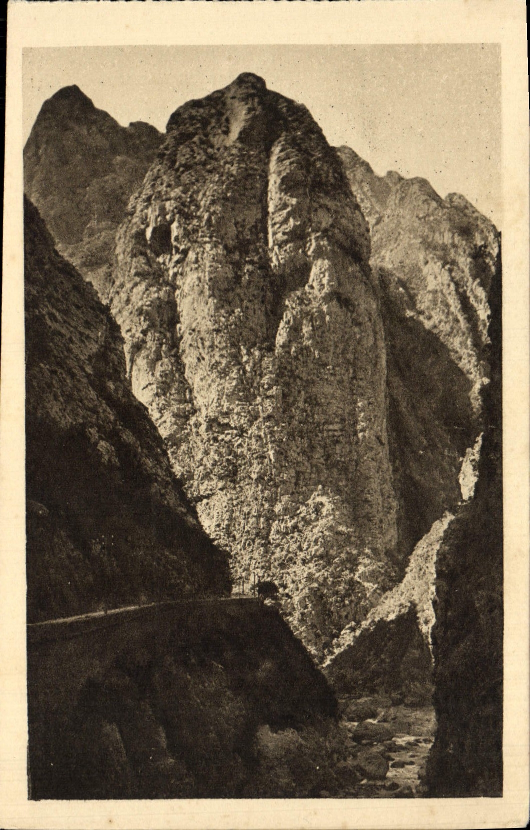 VINTAGE POSTCARD Falls Of Chabet El Akra Sugar loaf