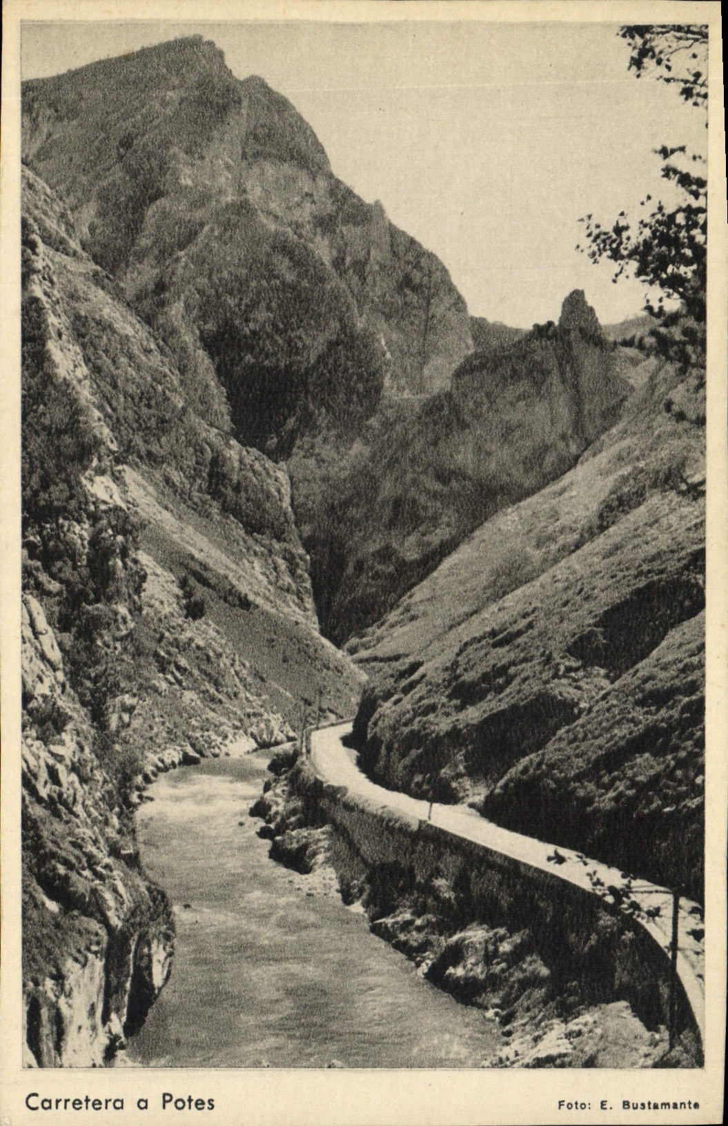 CPA Carretera A Potes