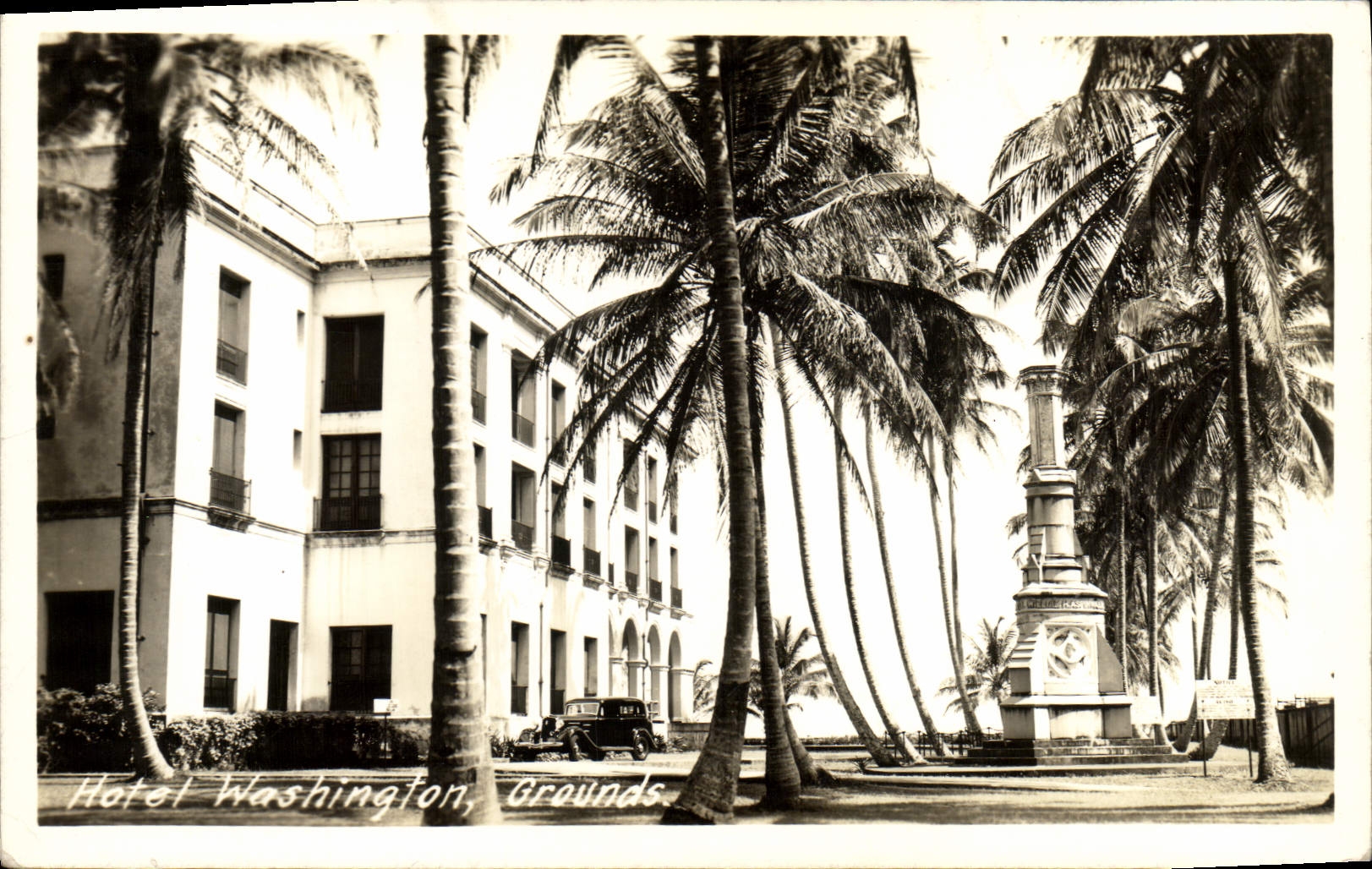 VINTAGE POSTCARD Hotels Washington Grounds