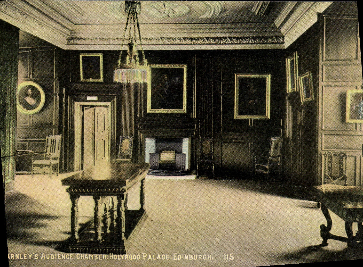 Señor Darnley' S Goes de la POSTAL de la VENDIMIA abajo para el palacio Edimburgo de Holyrood del compartimiento de la audiencia