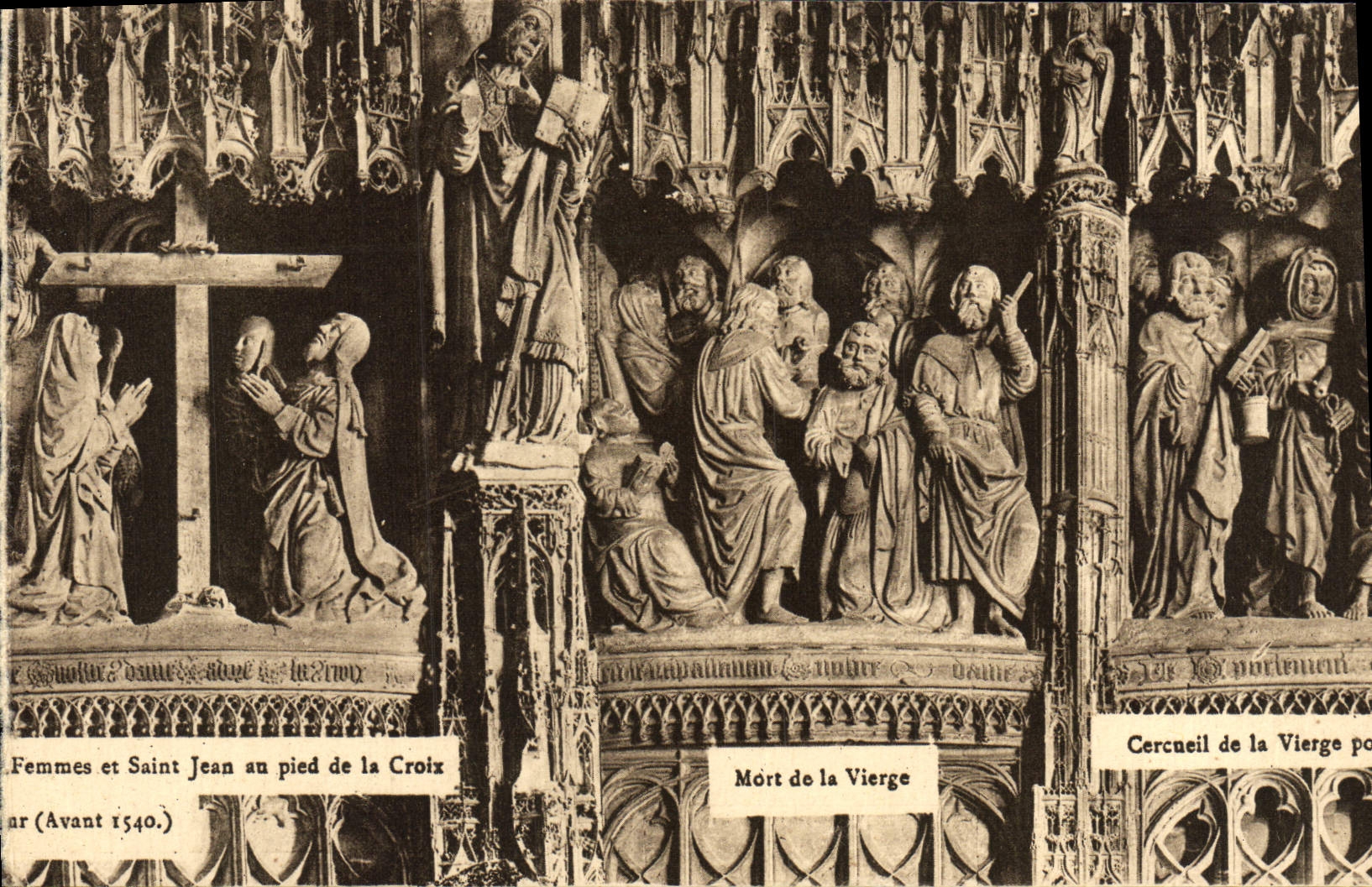 Mujeres de Chartres de la POSTAL de la VENDIMIA y pie muerto del año santo de Jean de la cruz de la Virgen