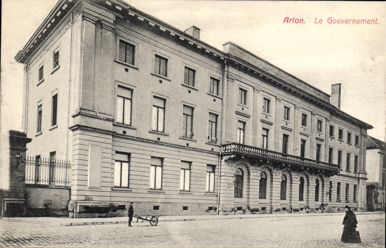 VINTAGE POSTCARD Arlon the Government