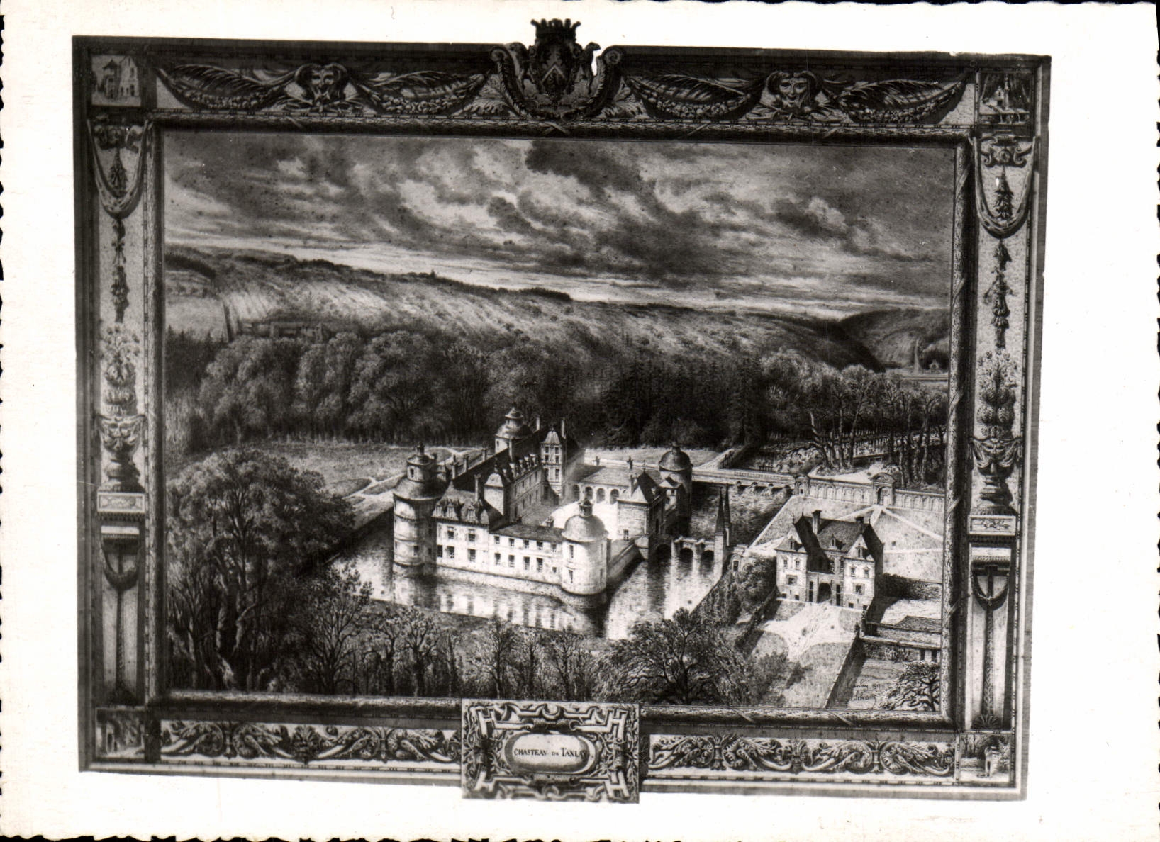 MODERN CARD Tanlay the Castle As the crow flies