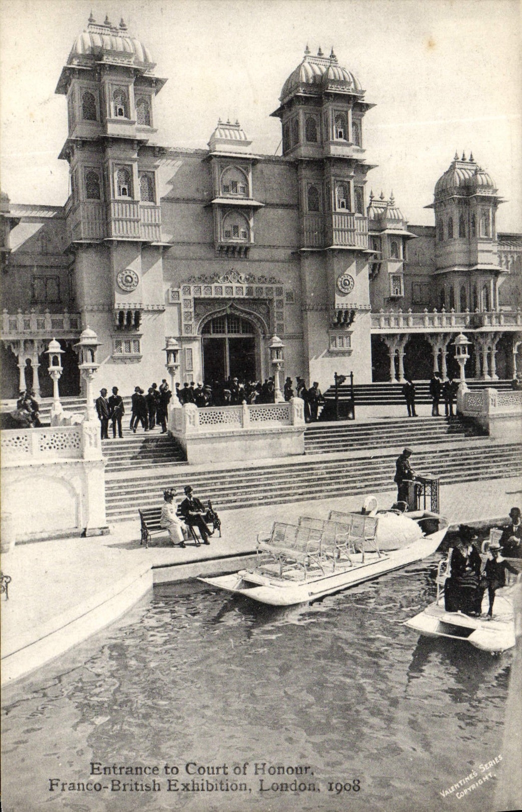 CPA Entrance To Court Of Honour Franco British Exhibition London 1908 Pedalo Bateaux