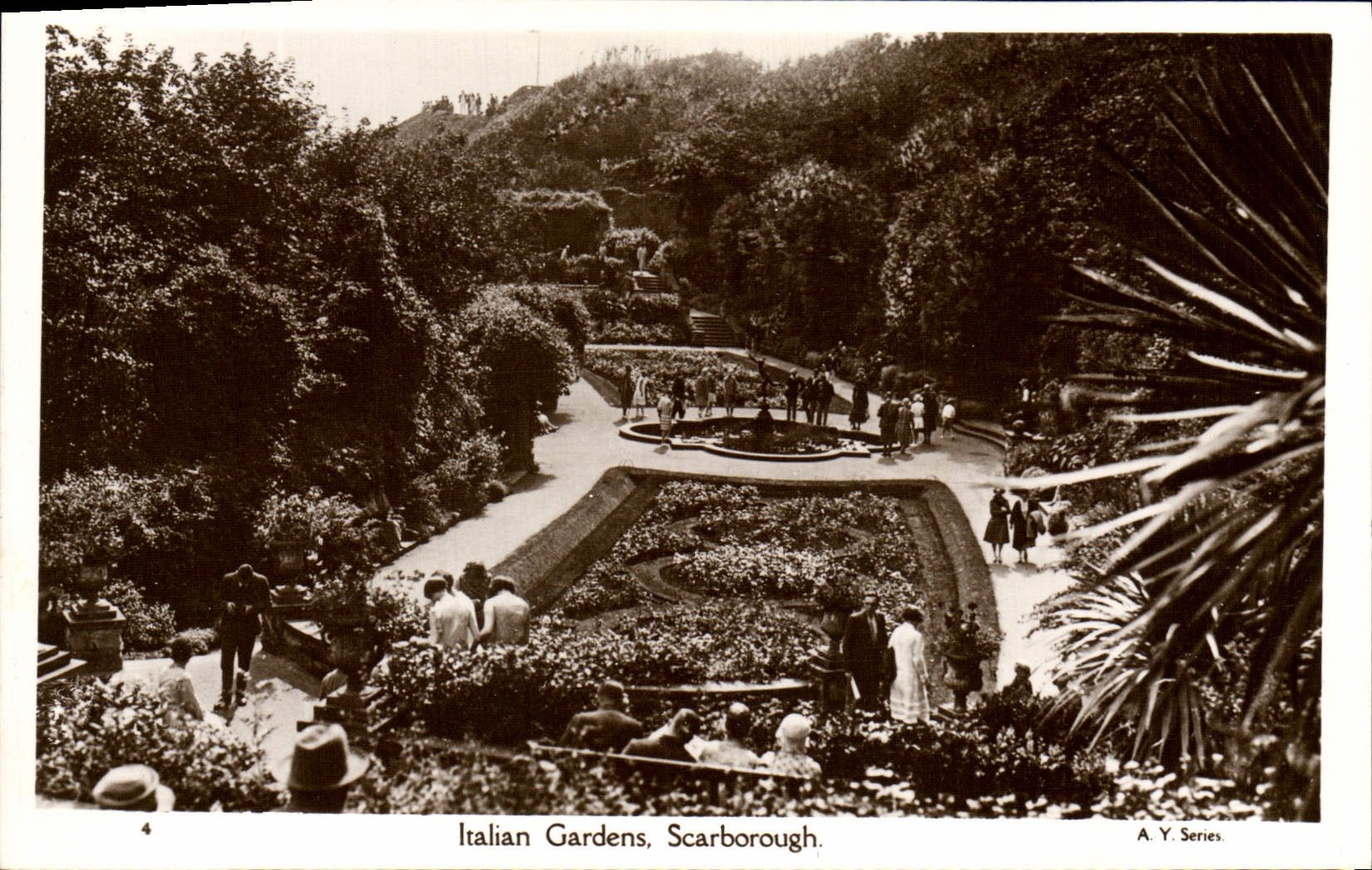 VINTAGE POSTCARD Italian Gardens Scarborough