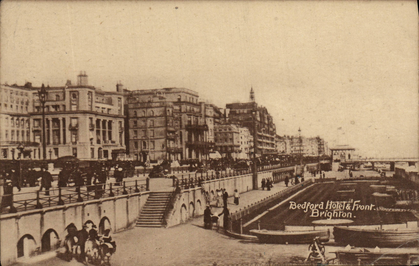 VINTAGE POSTCARD Bedford Hotel Brighton Face