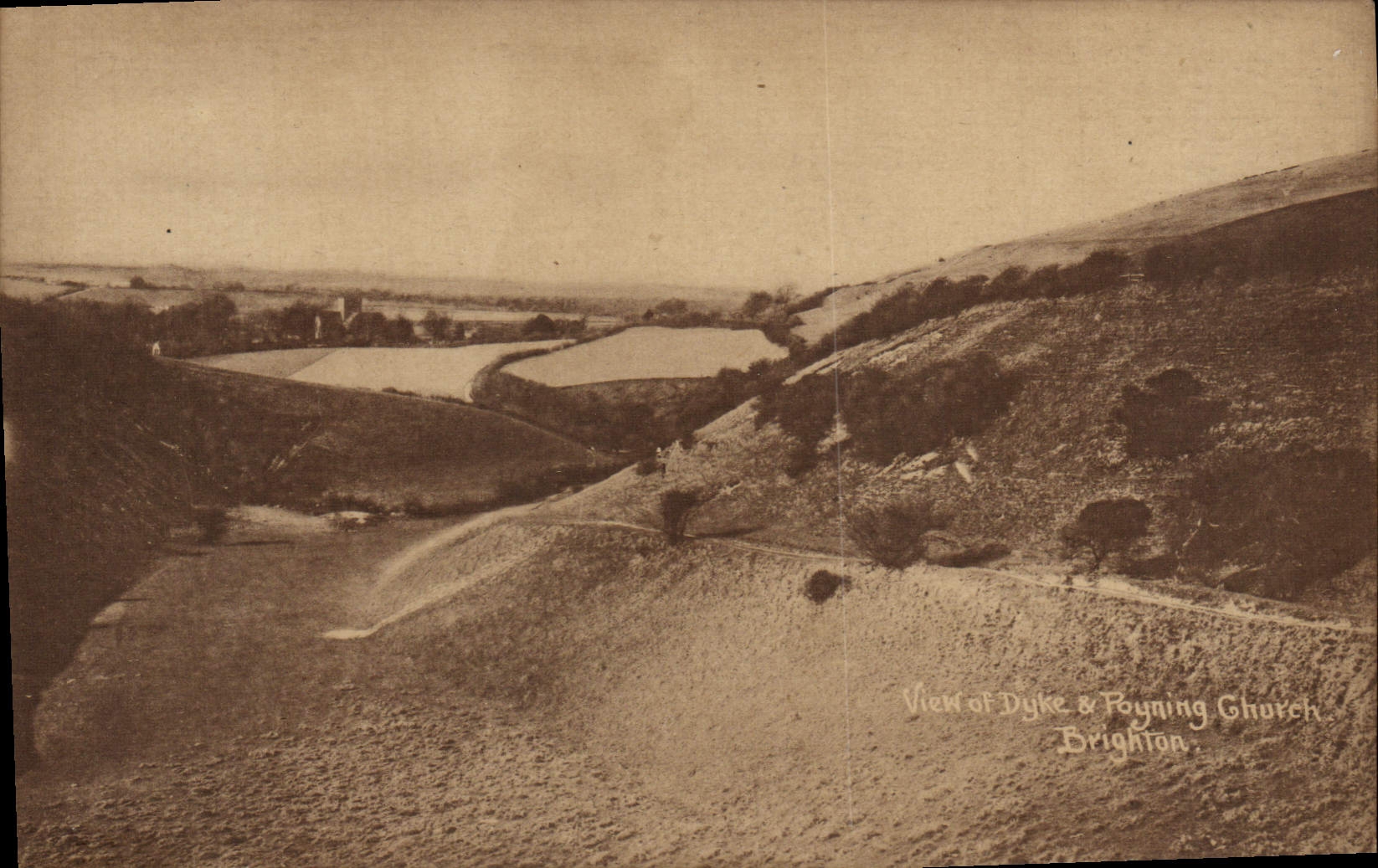 VINTAGE POSTCARD View Off Dyke Poyging Church Brighton
