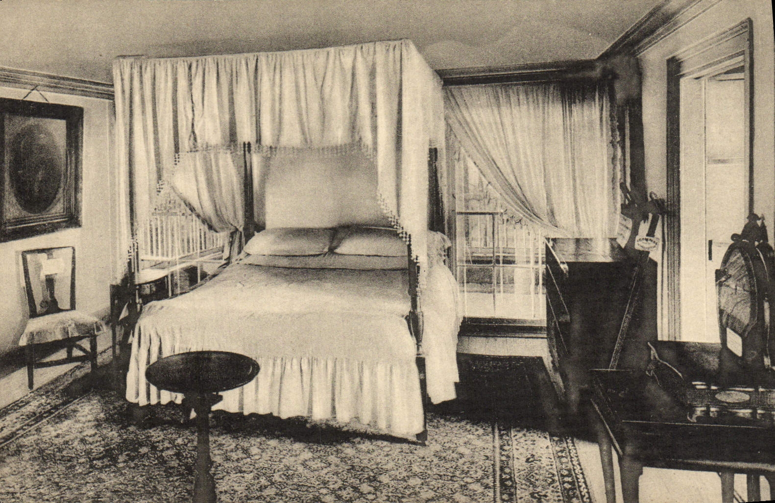 VINTAGE POSTCARD George Washington' S Bedroom Mount Vernon Virginia