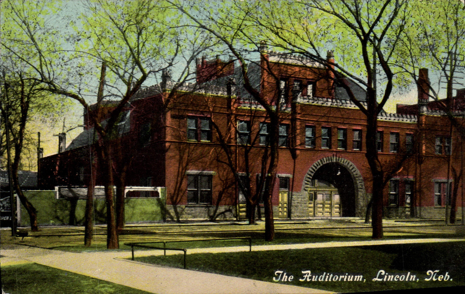 VINTAGE POSTCARD The Auditorium Lincoln Neb
