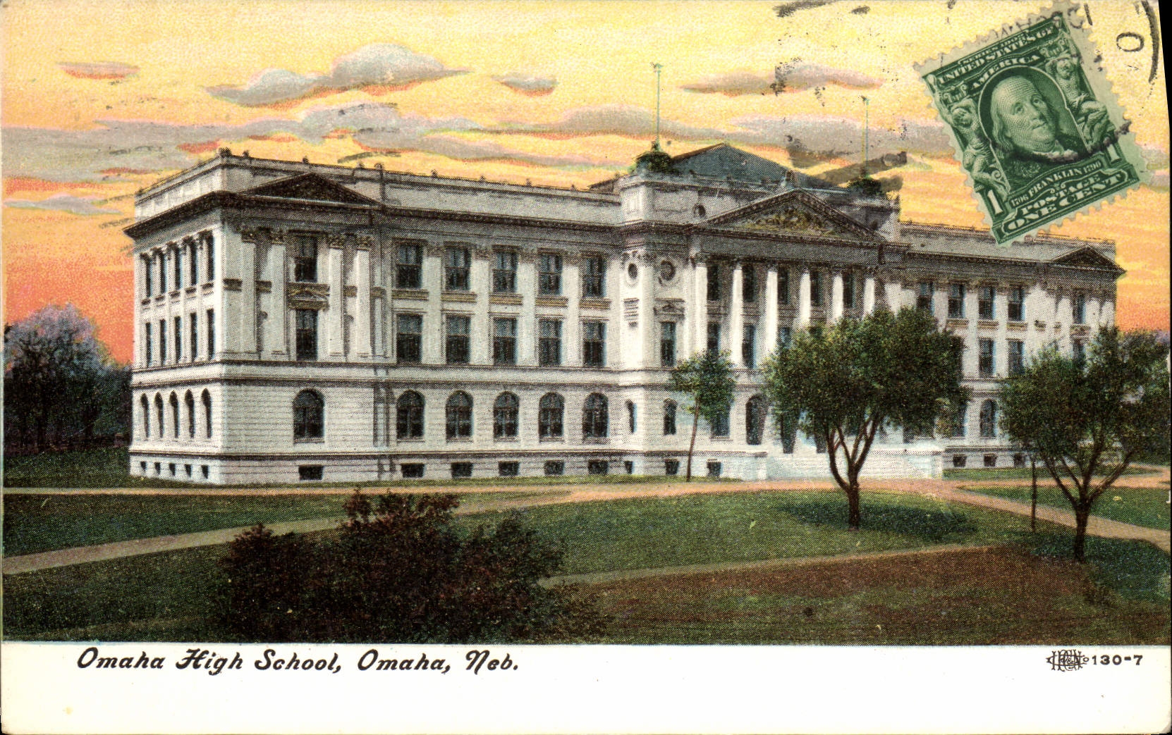 VINTAGE POSTCARD Omaha High Scholl Omaha Neb