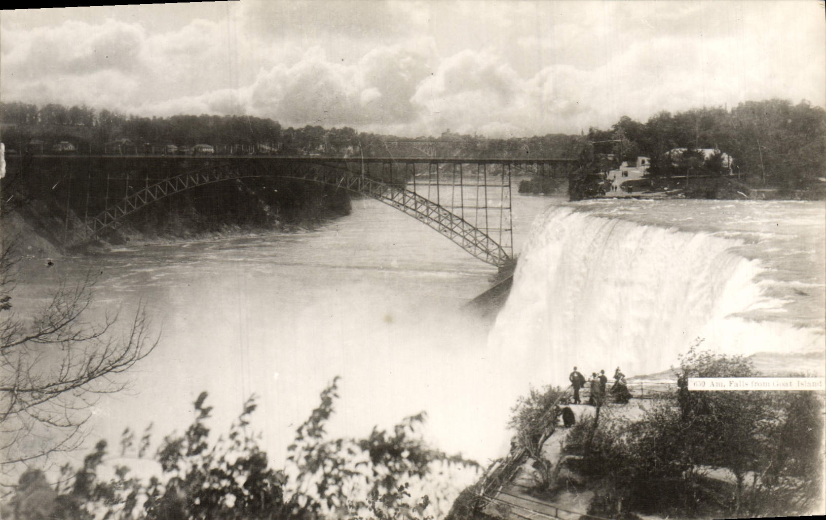 Catarata americana de la POSTAL de la VENDIMIA de la isla de la cabra