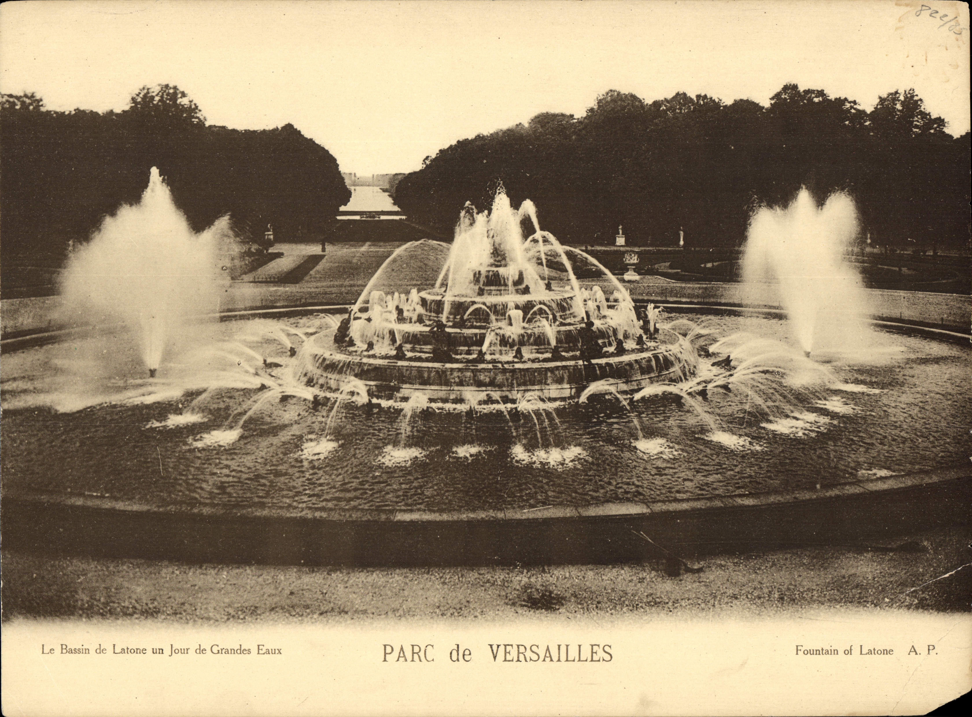 Parque de gran tamaño de Versalles de la POSTAL de la VENDIMIA el lavabo de Latone un día del agua grande 28 * 21 cm