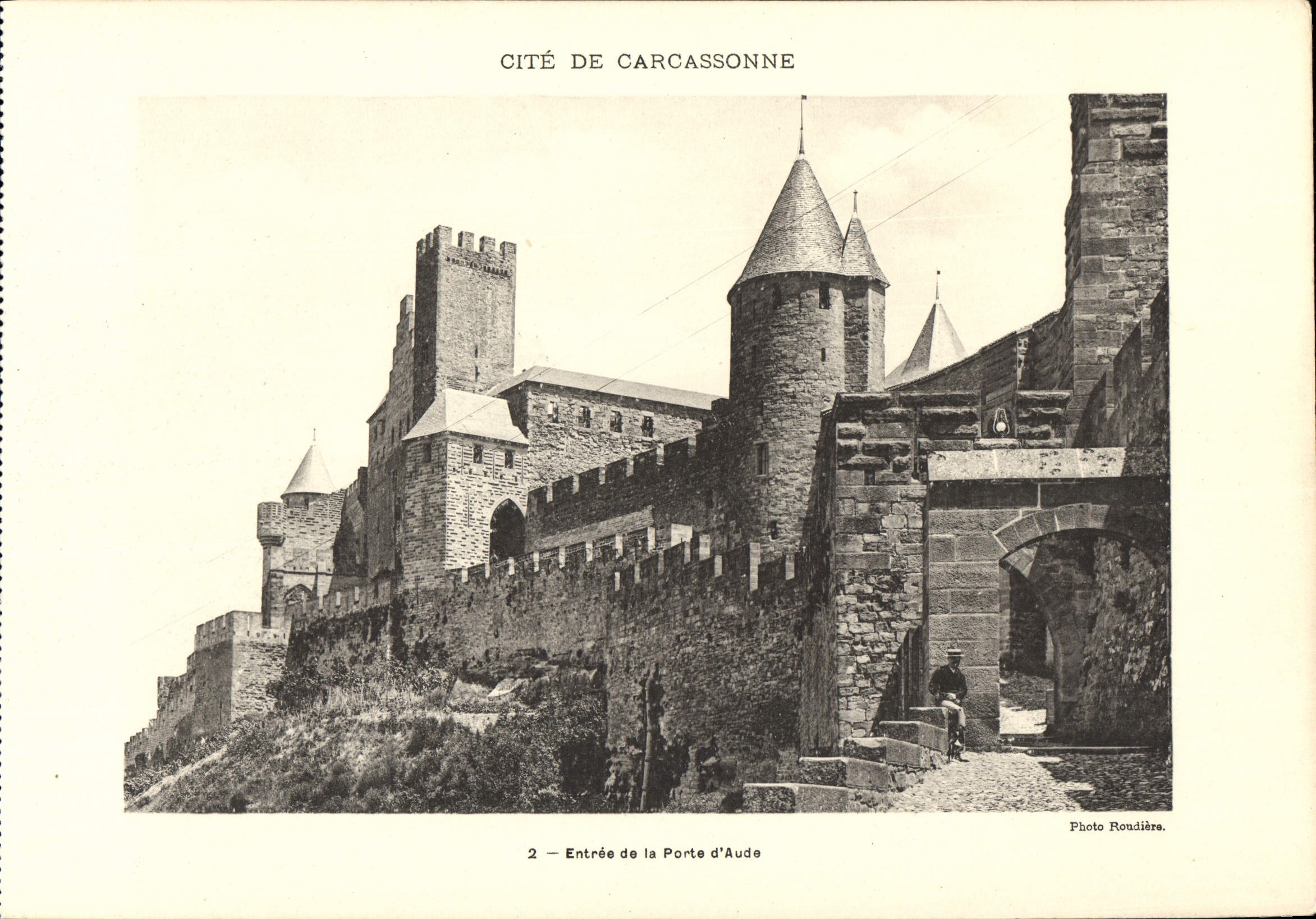 La POSTAL ISCED de gran tamaño de la VENDIMIA de Carcasona entró de la puerta de Aude 28 * 23 cm