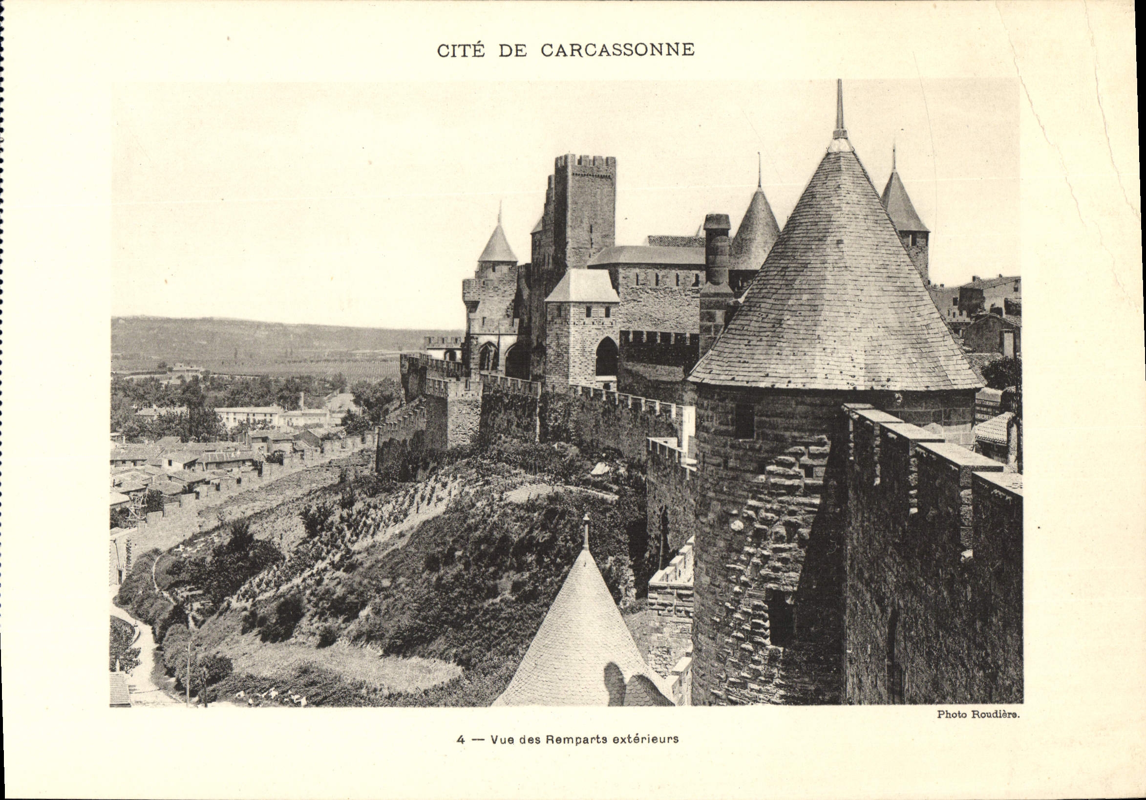 La POSTAL ISCED de gran tamaño de la VENDIMIA de Carcasona vista del external empareda 28 * 23 cm