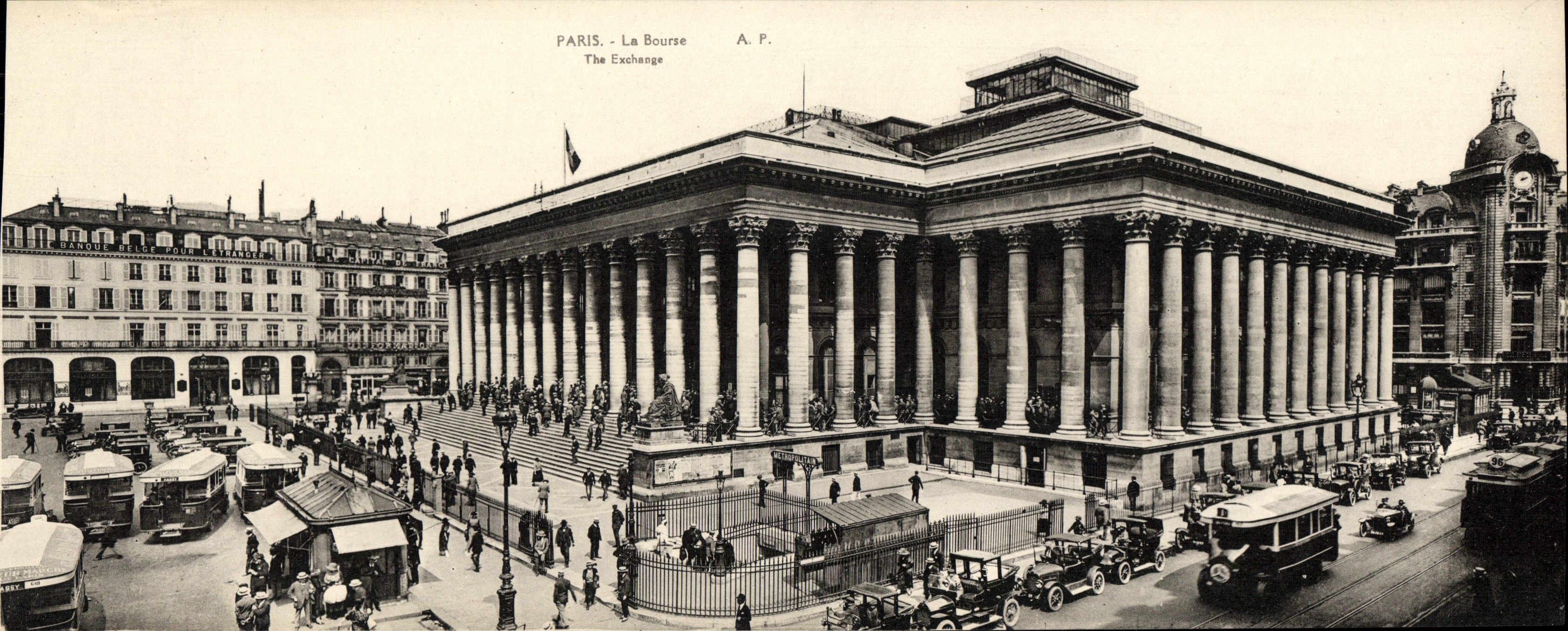 CPA Grand Format Paris La Bourse 28.5 * 11 cm