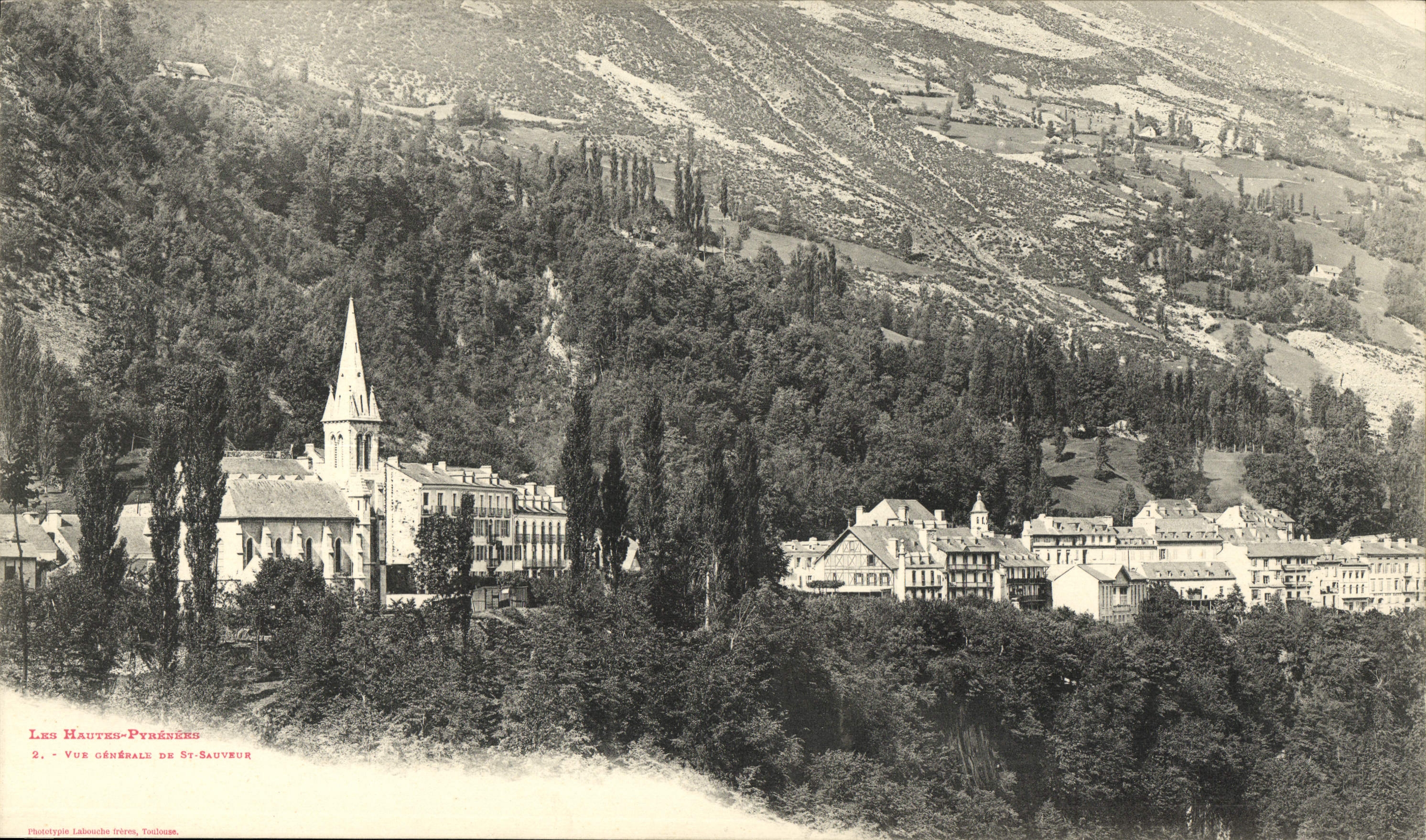 CPA Grand Format Vue generale de St Sauveur 25 * 15 cm