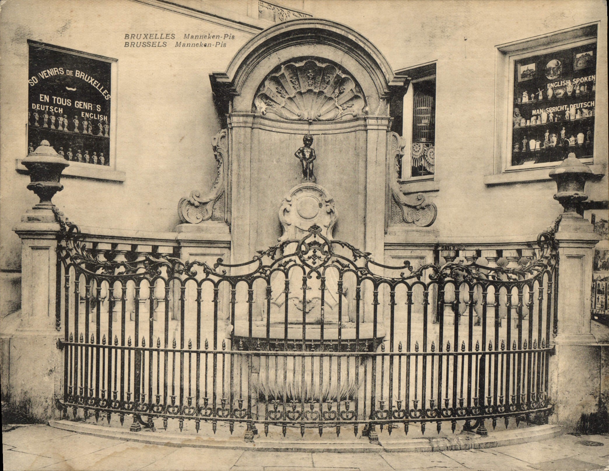 POSTAL Bruselas de gran tamaño Manneken 17.5 * 13.5 peores cm de la VENDIMIA