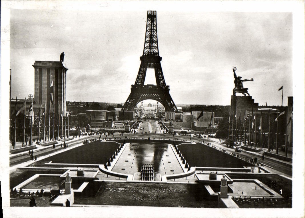 CPM Paris Exposition Tour Eiffel