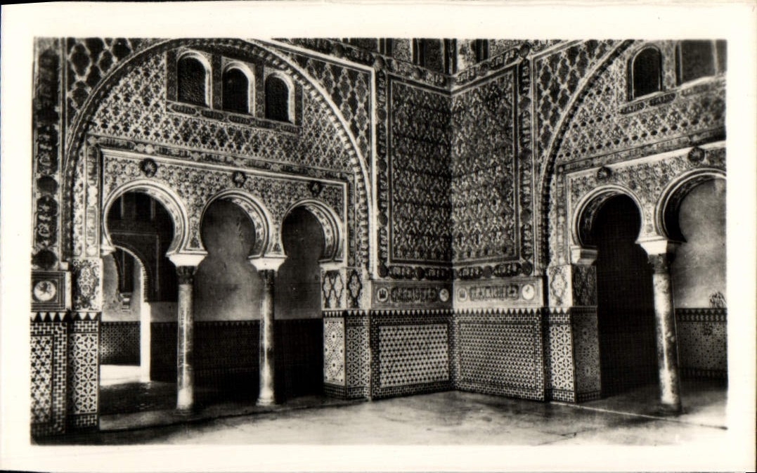 MODERN CARD Sevilla Reales Alcazares Living room De Embajadores