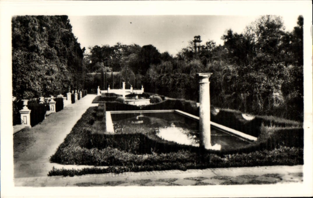 CPM Sevilla Alcazar Jardins Alcazar Jardins Castle Gardens