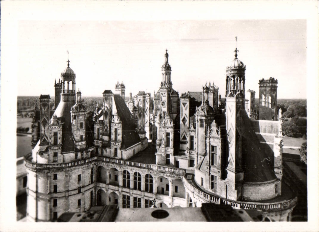MODERN CARD the Castle of Chambord Overall picture of the roofs and the terraces