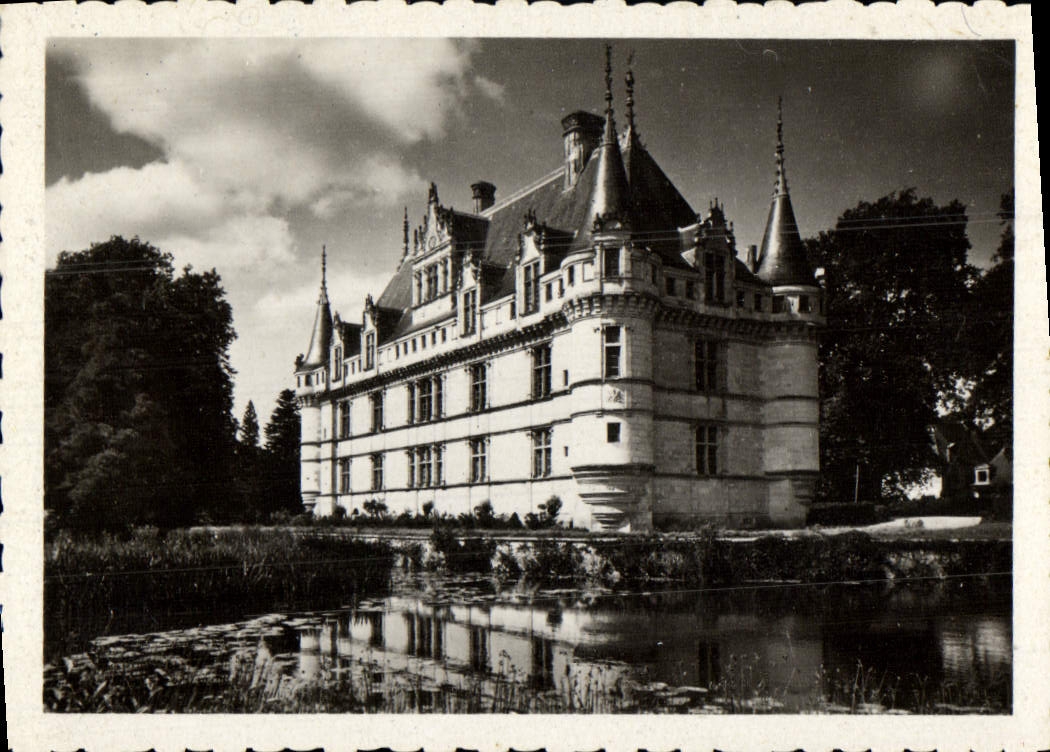 CPM Azay le Rideau