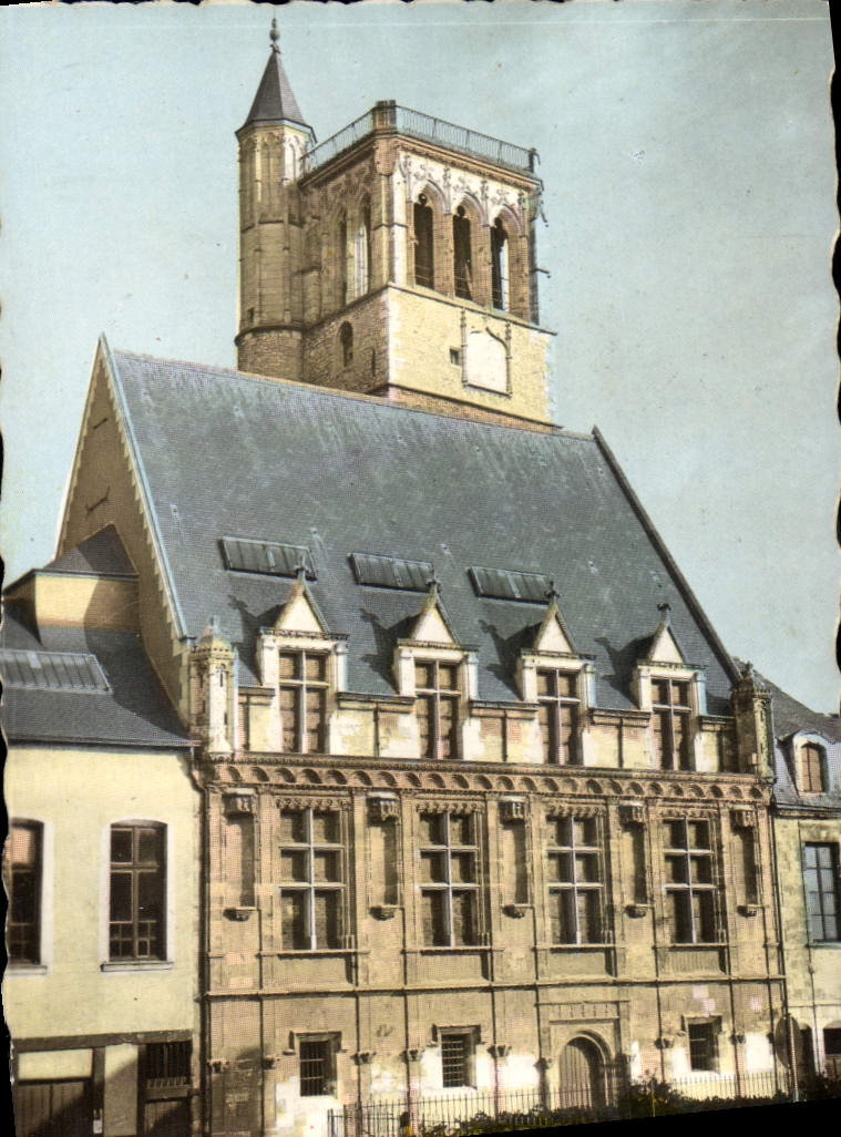 CPM Orleans Le Musee de Peinture ancien Hotel