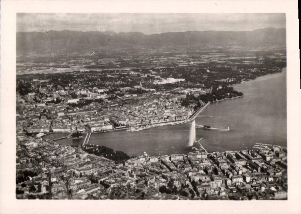 CPM Geneve Vue Generale sur et lac Leman