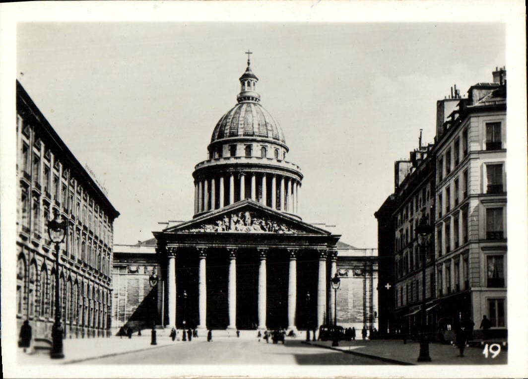 CPM Paris Le Pantheon