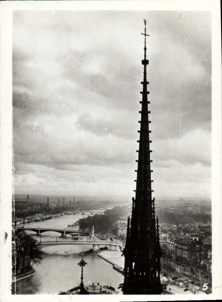 MODERN CARD Paris the Seine Seen Of Tours of Notre Dame