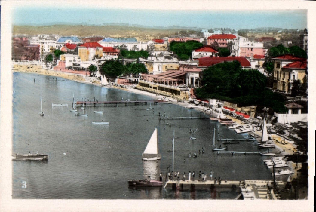 POSTAL MODERNA pinos de Juan vista de los bancos hermosos del hotel