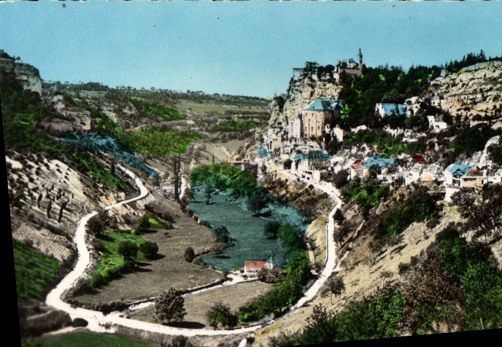 CPM Rocamadour Vue Generale et les Lacets de la Route de Cahors