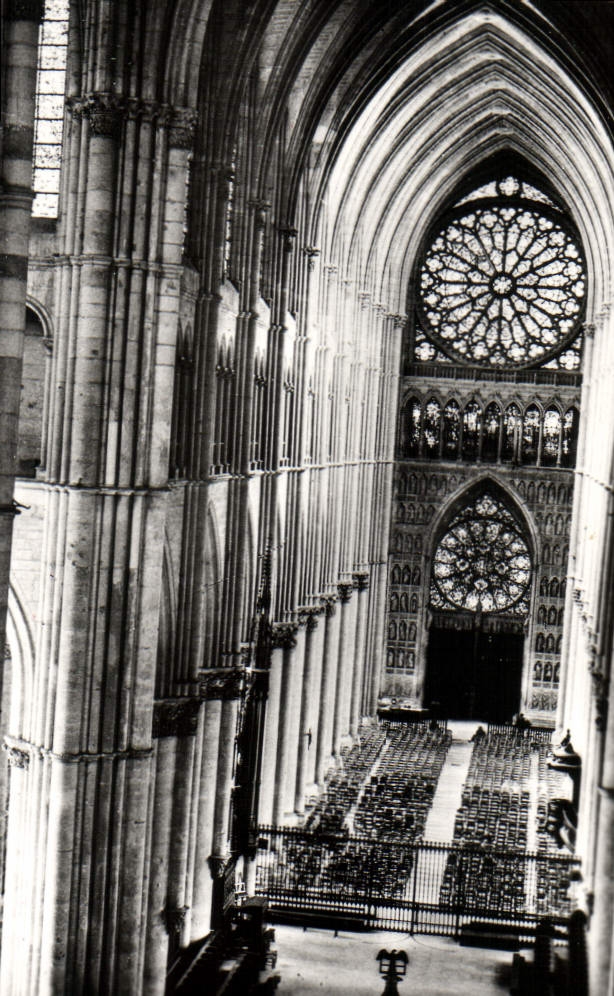 MODERN CARD Rheims the Notre Dame Cathedral the Large Gate and the Nave