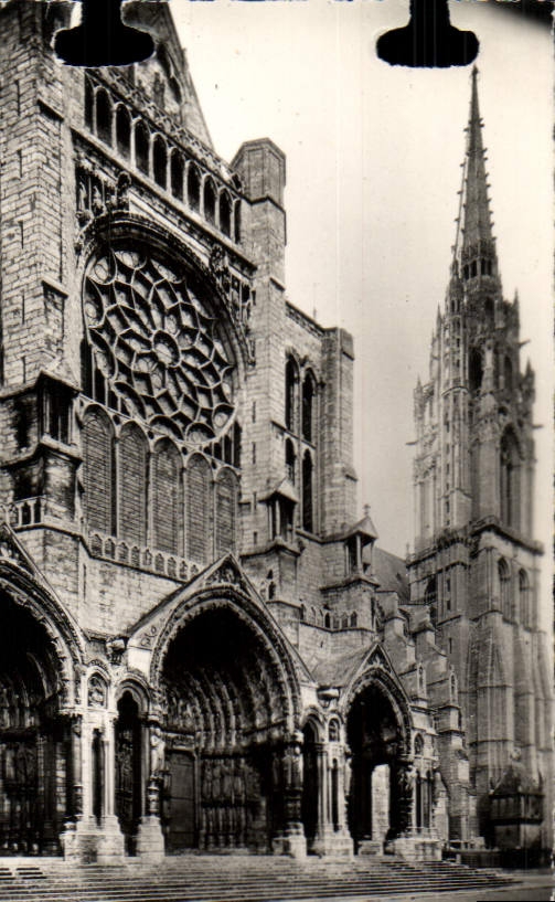 POSTAL MODERNA Chartres la catedral el ataque frontal norteño y la nueva Campana-torre