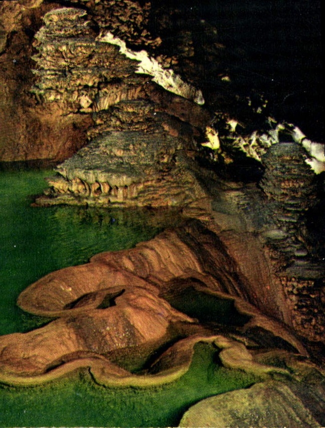 MODERN CARD Pit of Padirac