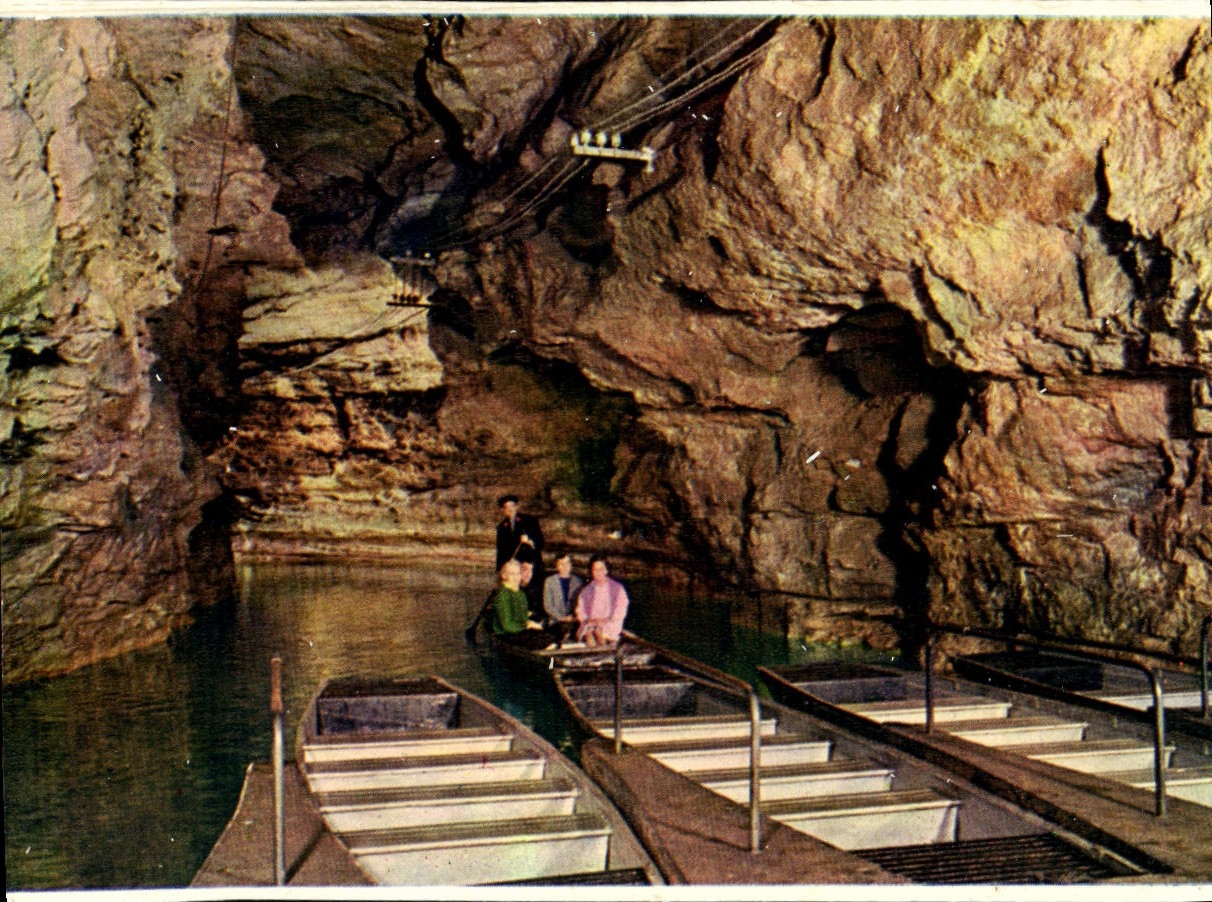 MODERN CARD Pit of Padirac the Underground Port