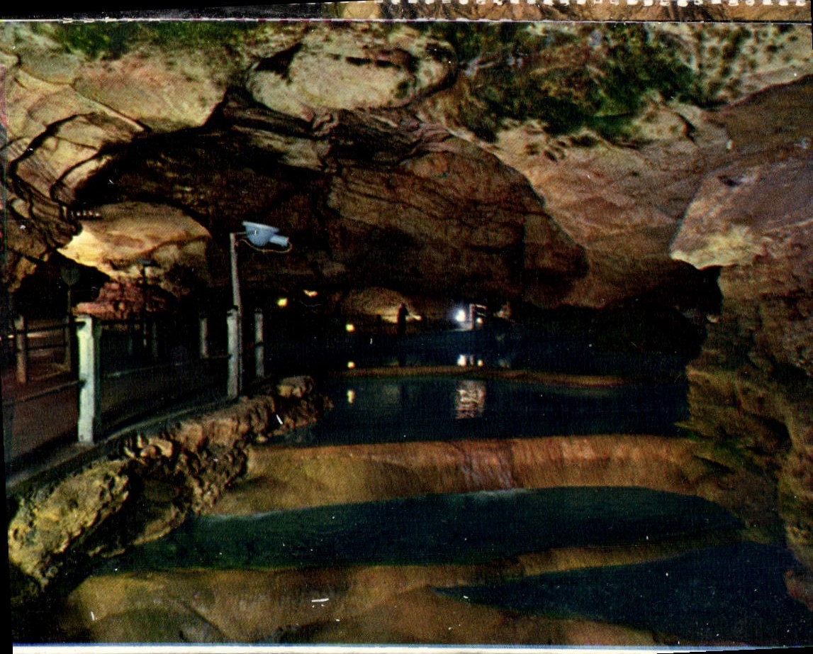 MODERN CARD Pit of Padirac Large Gours of the Plane River